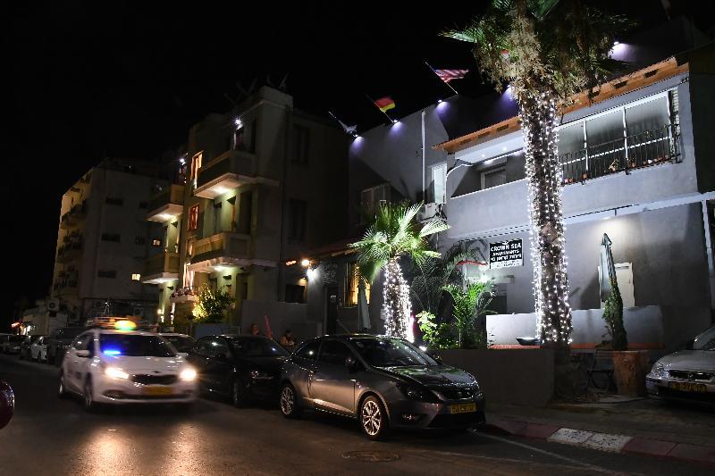 Crown Sea Hostel Tel Aviv Exterior foto
